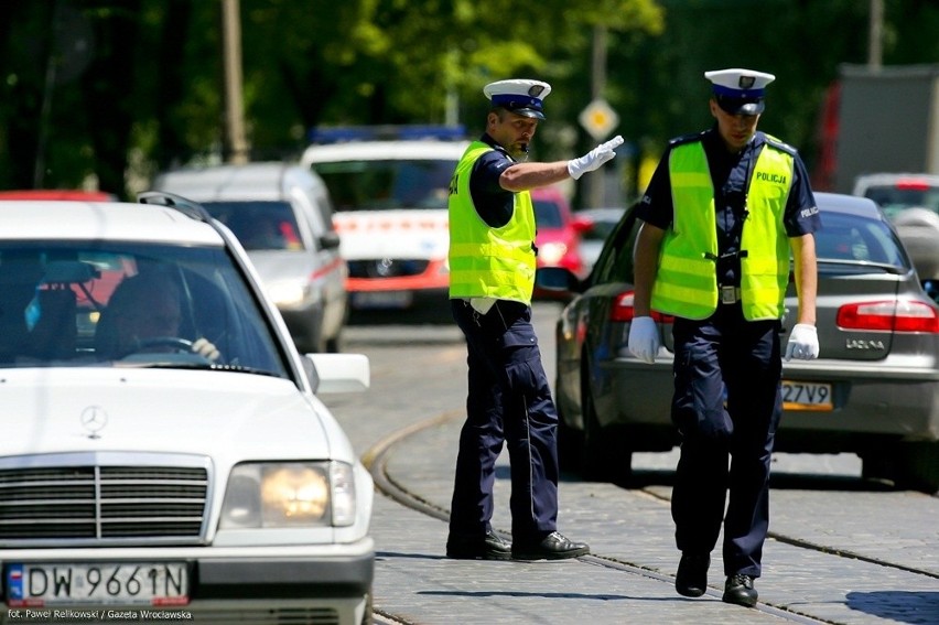 Wrocław: Mundurowi walczą o tytuł super-policjanta (ZDJĘCIA)