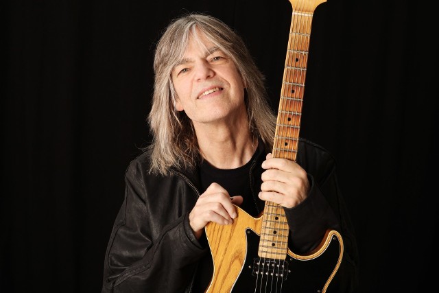 Gwiazdą tegorocznego festiwalu będzie amerykański gitarzysta Mike Stern, wielka sława jazzowej sceny.