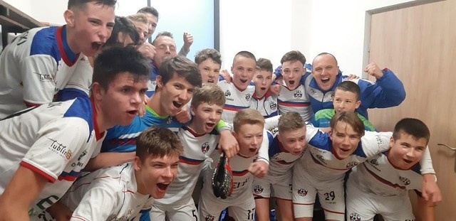 Piłkarze BKS Lublin cieszyli się z awansu do CLJ U-15