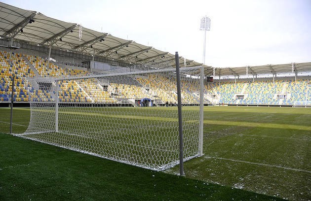 Nazwa stadionu: GOSiR w Gdyni...