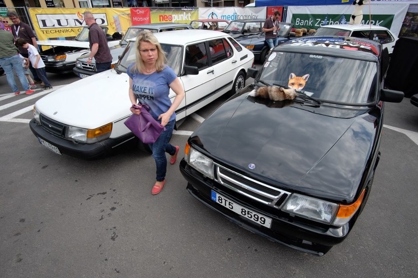 V Zlot Zabytkowych Saabów