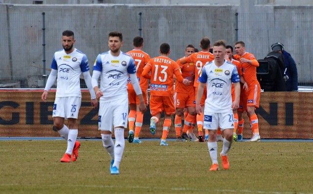 Piłkarze PGE Stali Mielec swój ostatni mecz rozegrali 8 marca. Przegrali 0:3 z Bruk-Bet Termaliką Nieciecza