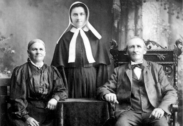 Józef i Karolina Moczygemba z córką Joanną. Zdjęcie z ok. 1880 r.