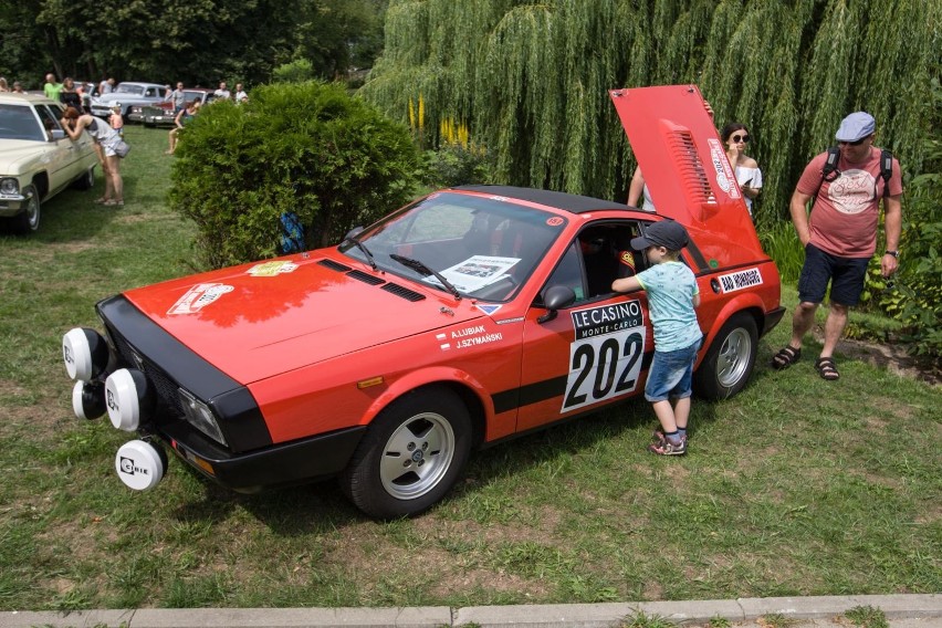 MotoZOO w Gdańsku. Zlot zabytkowych samochodów 22.07.2018