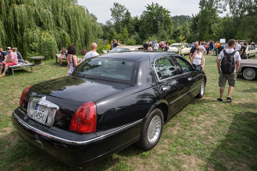 MotoZOO w Gdańsku. Zlot zabytkowych samochodów 22.07.2018