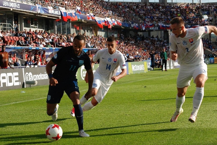 Euro 2017 w Kielcach. Anglia pokonała Słowację i wróciła do gry 