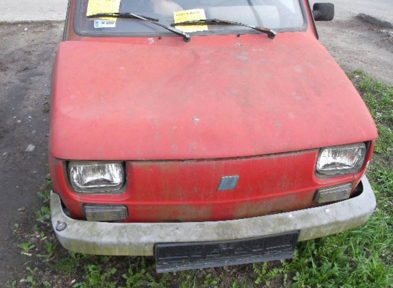 Fiat 126p z ul. Szybowcowej