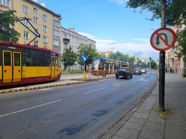 Rano w Łodzi ruch tramwajowy był sparaliżowany z powody śmiertelnego wypadku. Tramwaje ruszyły z zajezdni około 6:00 rano.
