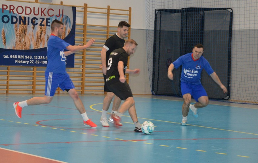 Niespodzianka w finale proszowickiej ligi futsalu. Bud-Rem mistrzem!