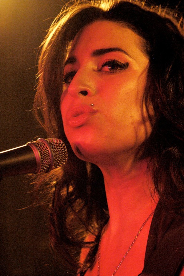 Amy Winehouse marzyła o nagraniach z Raphaelem Saadiqe, który był jedną z gwiazd nieistniejącego już festiwalu Pozytywne Wibracje.