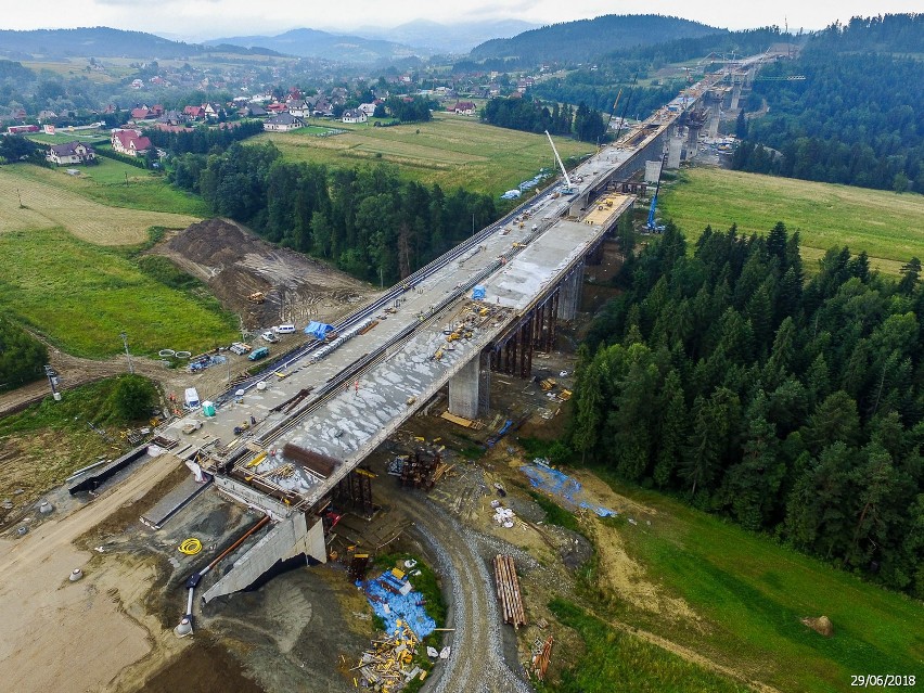 Jechaliście ostatnio w Tatry? Zakopianka to wielki plac budowy! [ZDJĘCIA LOTNICZE]