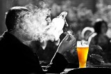 Wyższe ceny wódki, wina i piwa. Alkohol i papierosy będą droższe. W 2023 wzrost akcyzy na alkohol i papierosy. 14.01.2023
