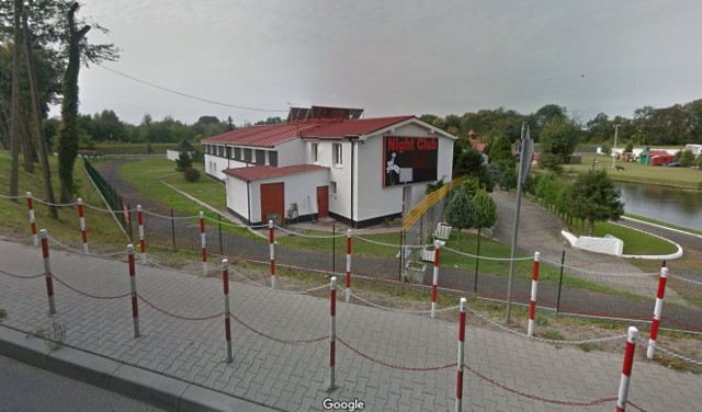W niedzielę nad ranem w klubie nocnym przy ul. Powstańców Wlkp. w Słubicach wybuchł pożar. Ewakuowano 18 osób. Jedną zabrało pogotowie ratunkowe do szpitala.