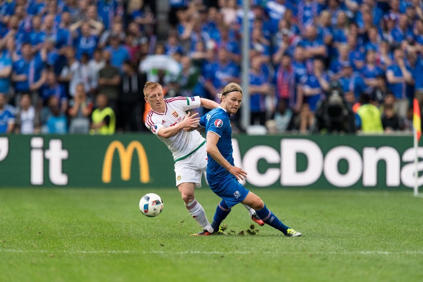 Laszlo Kleinheisler podczas meczu Węgry - Islandia na Euro...