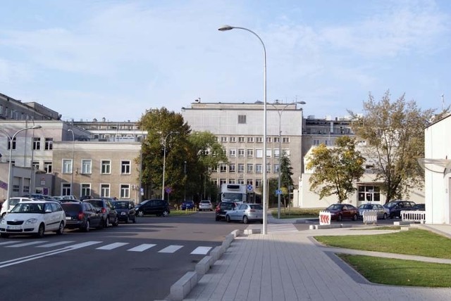 Uniwersytecki Szpital Kliniczny w Białymstoku nie może uporać się z legionellą