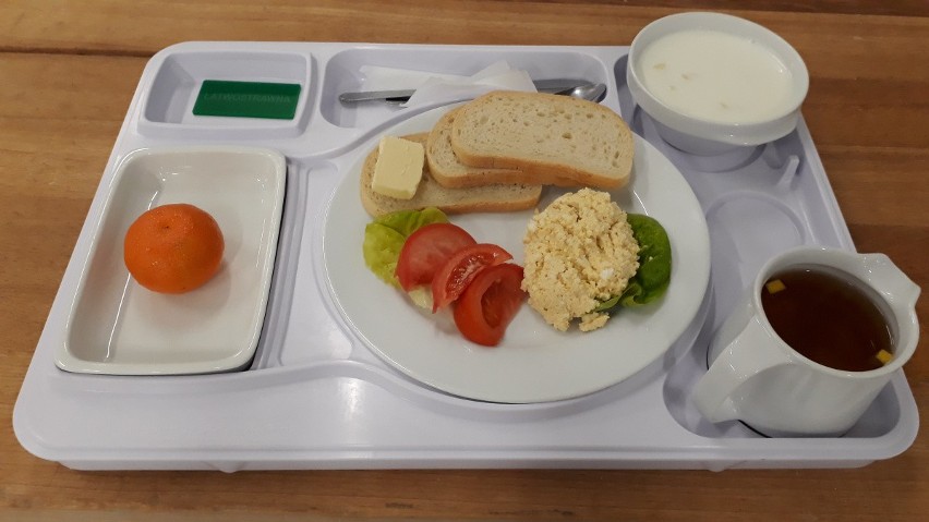 Tak jedzą pacjenci Świętokrzyskiego Centrum Onkologii w Kielcach! Zobaczcie zdjęcia szpitalnych posiłków