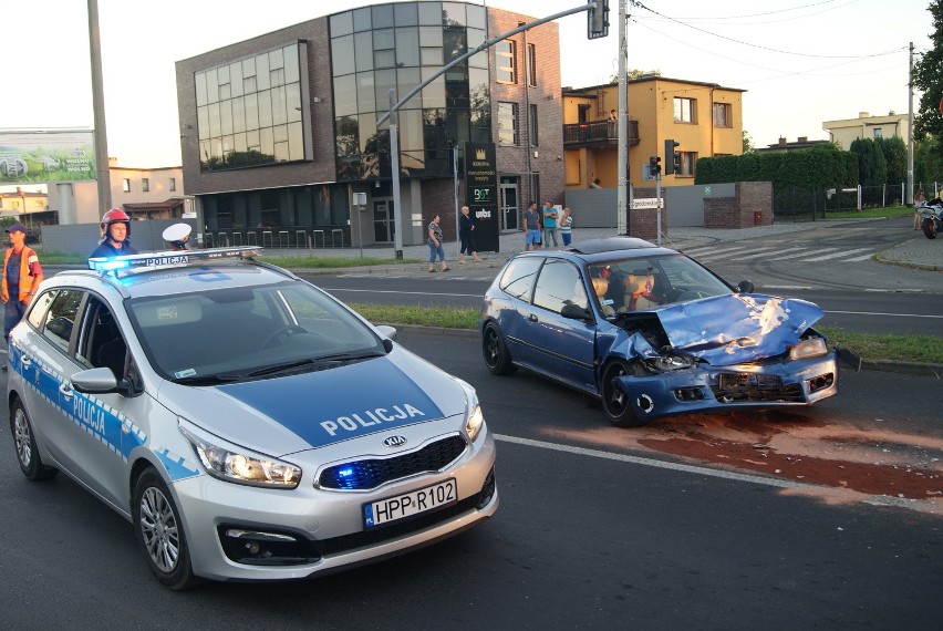 Rybnik: Wypadek na Prostej. Honda zderzyła się z...