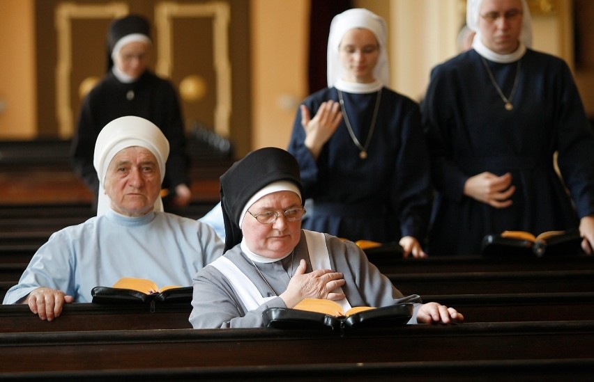 Siostry boromeuszki z Trzebnicy pomagają jak św. Jadwiga