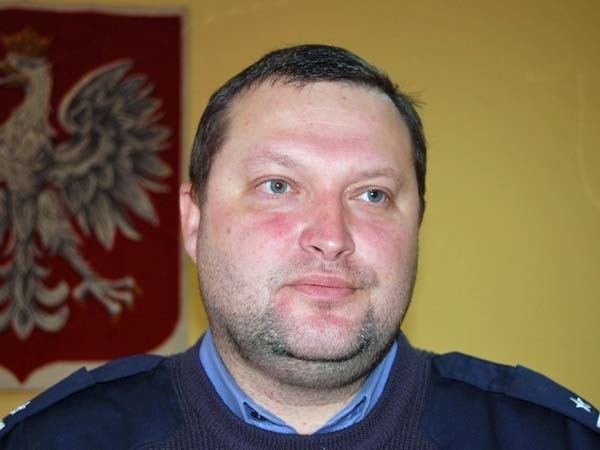 Mjr Wojciech Brzozowski z wykształcenia jest nauczycielem historii. 
