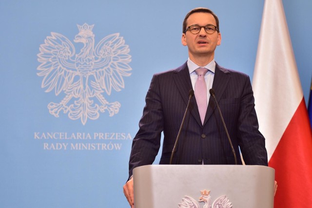 Premier Mateusz Morawiecki jeszcze jaki wicepremier, minister rozwoju i finansów ogłosił zapowiedź wprowadzenia Konstytucji Biznesu jesienią 2016 roku podczas Kongresu 590 w Rzeszowie.