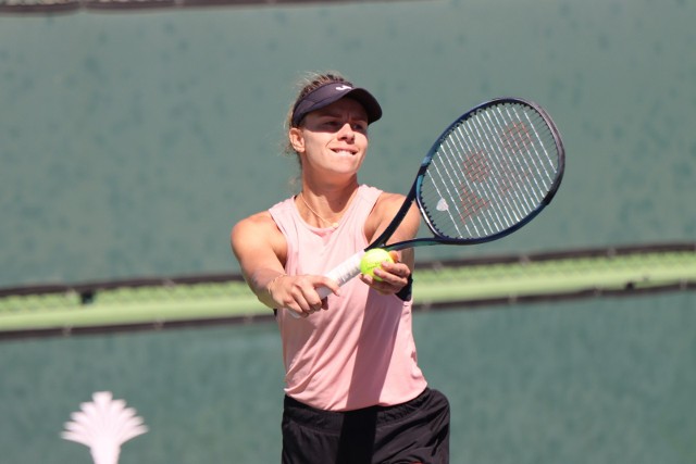 Magda Linette wygrała pierwszy mecz deblowy w Indian Wells. Oby równie dobrze rozpoczęła turniej indywidualny.