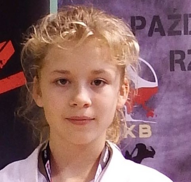 Ma 13 lat, reprezentantka Polski Młodzików, ostatni start na Mistrzostwach Europy w Rzeszowie, zajeła drugie miejsce w kategorii kumite (walki). Jej talent wciąż się rozwija.