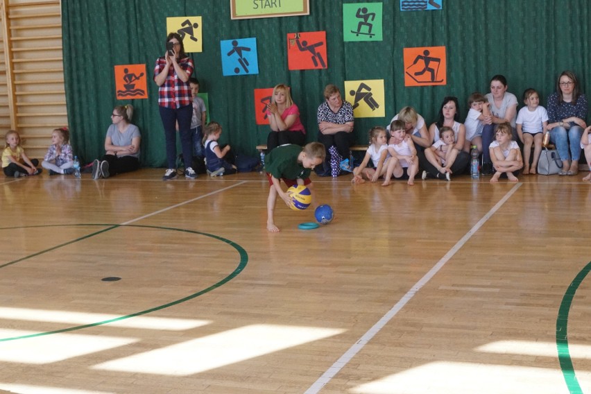 Gminny Turniej "Przedszkolaki na start" w Bogucicach. Była rywalizacja i doskonała zabawa [ZDJĘCIA]