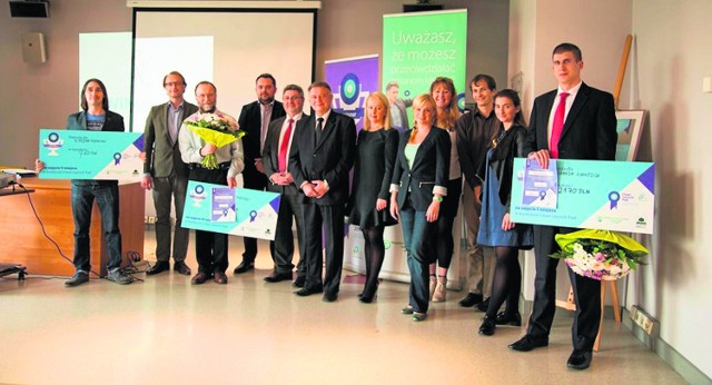 Firmy garną się do innowacjiFinał etapu krajowego konkursu Clean Launchpad w projekcie KIC-CLIMATE. Jest on przeznaczony dla małych i średnich przedsiębiorstw z Dolnego Śląska, w tym początkujących firm, które prowadząc innowacyjną działalność, pomagającą w walce ze zmianami klimatycznymi