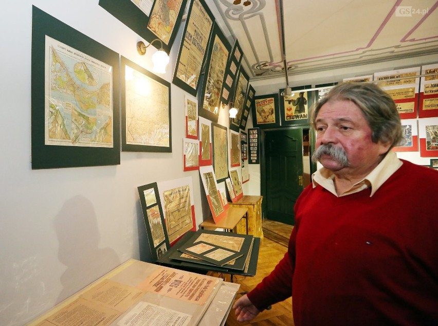 Dr Wojciech Lizak jest autorem ponad 60 wystaw znanych w...