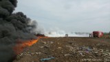 Pożar wysypiska śmieci w Jastrzębiu-Zdroju. Akcja gaśnicza trwała całą noc, obecnie trwa dogaszanie