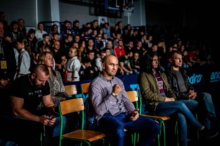 XIII Gala MMA CUP Białystok odbyła się w hali Uniwersytetu...