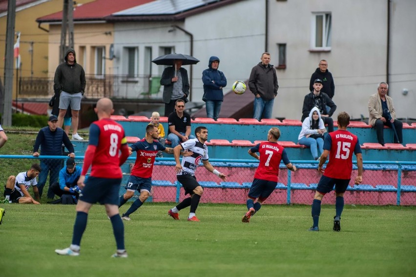 Piłkarze KS Wasilków są jedną z dwóch drużyn z kompletem...