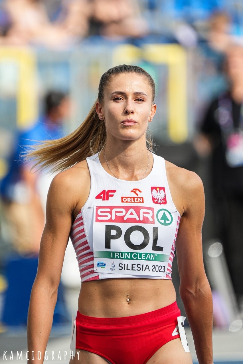Polska lekkoatletka Natalia Kaczmarek specjalizuje się w...