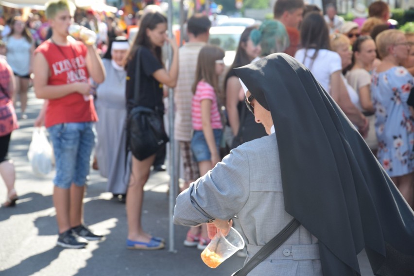 Festyn rodzinny z Majką Jeżowską na osiedlu Pogorzelec w...