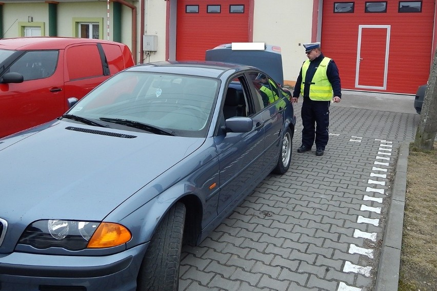 W Radziejowie pieszy po szczególnym nadzorem policjantów