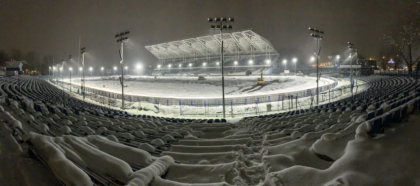 Stadion Miejski w (prawie) pełnej krasie