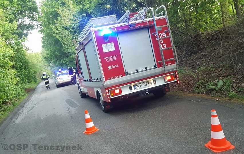 Wypadek quada  w Nawojowej Górze. Po rannego przyleciał helikopter