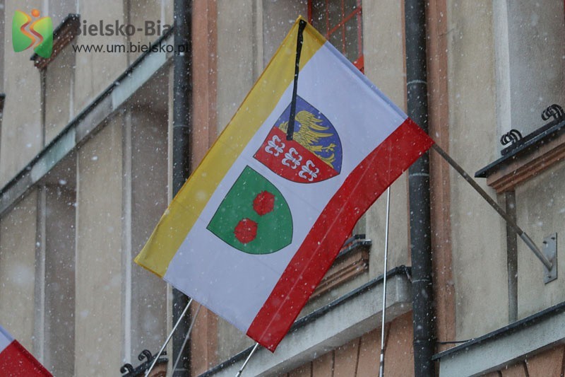 Bielsko-Biała: księga kondolencyjna w Ratuszu w hołdzie Pawłowi Adamowiczowi