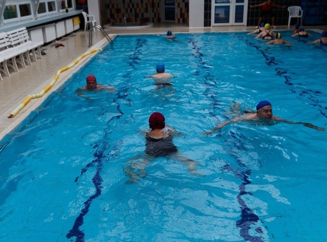 Zapis o zerowaniu abonamentu budzi wiele emocji wśród osób korzystających z pływalni Białostockiego Ośrodka Sportu i Rekreacji