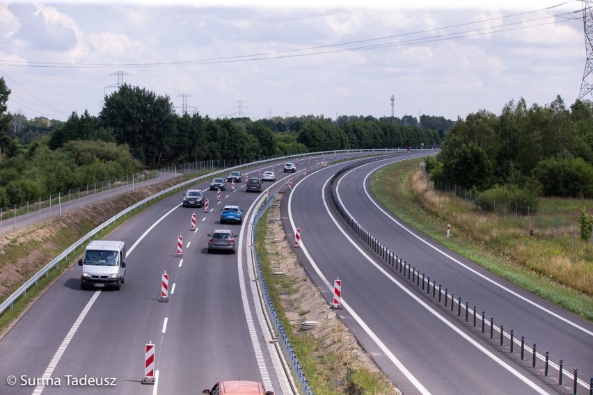 Obwodnica Kobylanki ma już dwie jezdnie. Auta wjechały na nową nitkę ZDJĘCIA 