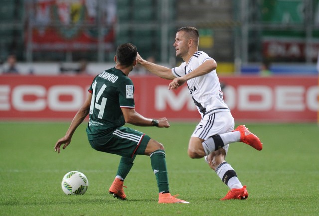 Legia po golu, niezawodnego, Nemanji Nikolicia wygrała z AS Trencin w pierwszym meczu 3. rundy el. Ligi Mistrzów! Rewanż za tydzień.