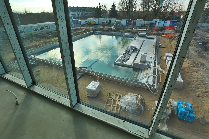 Zdjęcia z budowy aquaparku na Brochowie. Popływamy tam...