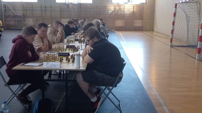 Wąsewska Wieża  - w X Festiwalu Szachowym w Wąsewie wzięło udział 120 zawodników