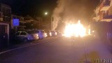 Pożar samochodu elektrycznego w Opolu. Na ul. Krzemienieckiej spalił się nissan. Z ogniem walczyło 16 strażaków