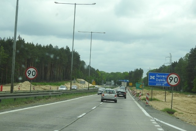 Na czas wakacji prace na odcinku A6 od węzła Szczecin Dąbie do węzła Rzęśnica zostały przerwane.