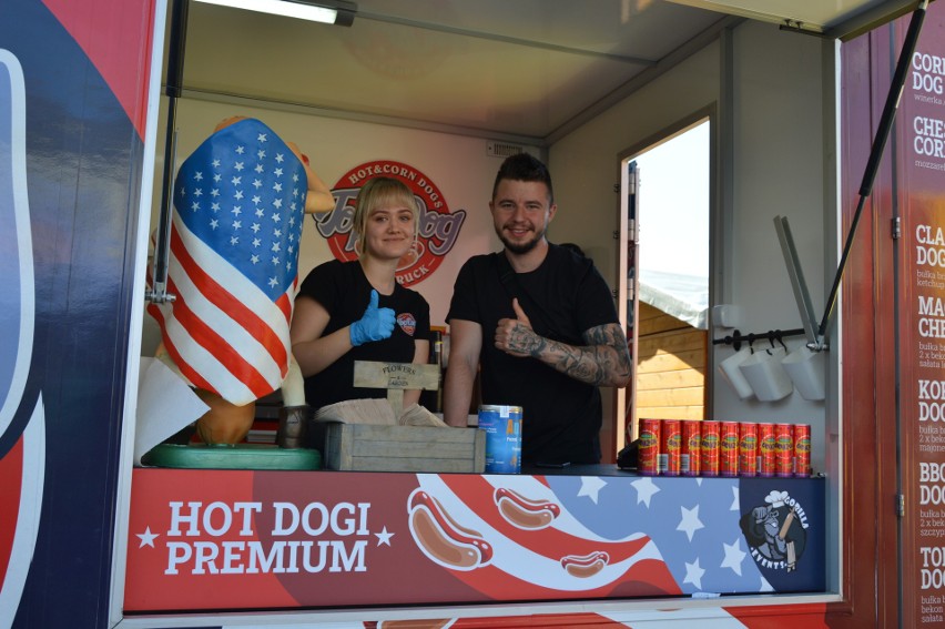 W trakcie nowosądeckiego majowego zlotu food trucków jest w...