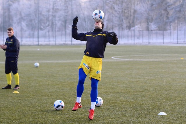 Piłkarze Elany Toruń wznowili treningi