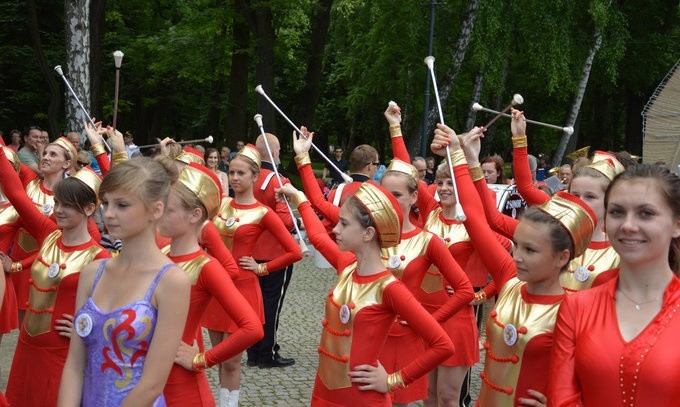 Trąby i piękne dziewczyny na festiwalu w Inowrocławiu [WIDEO, ZDJĘCIA]