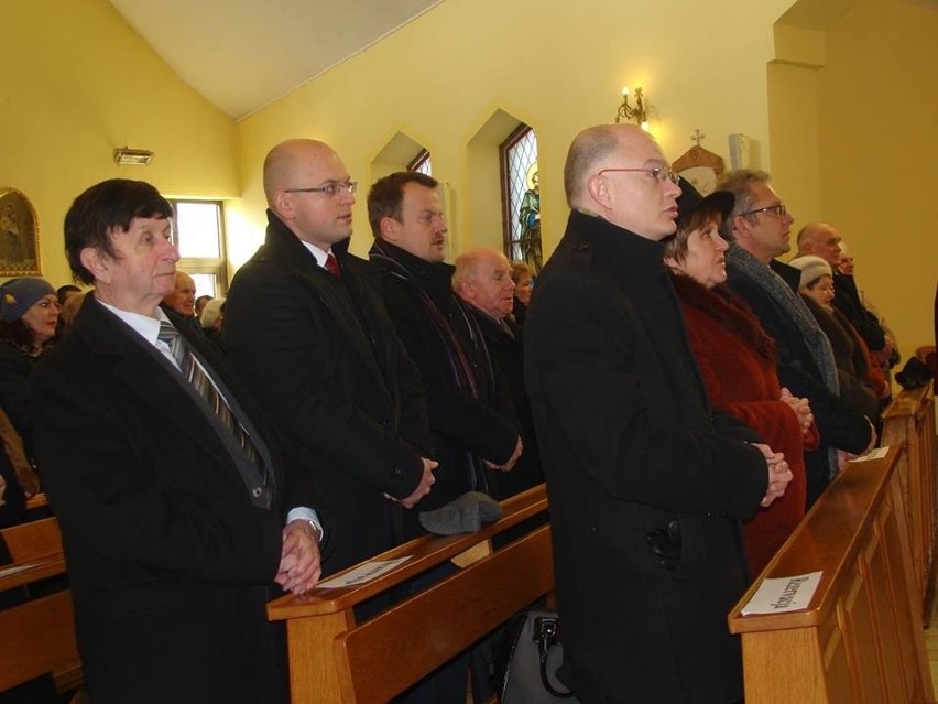 Sosnowiec: W Ostrowach Górniczych uczczono pamięć zamordowanej 70 lat temu rodziny Mackiewiczów FOTO