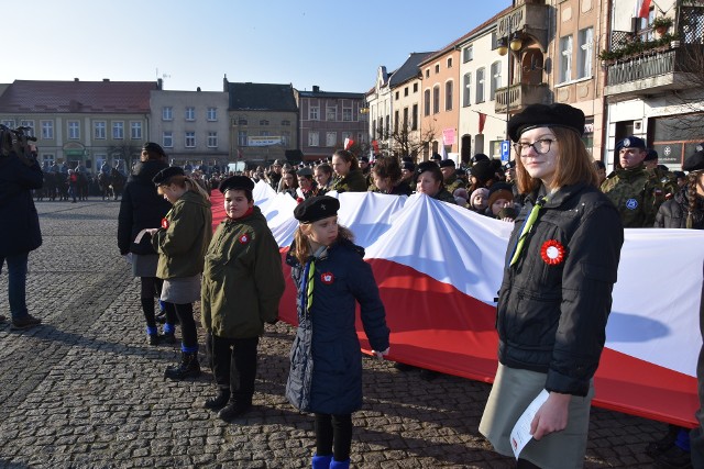 W ramach wojewódzkich uroczystości związanych z 100 rocznicą wyzwolenia Golubia oraz powrotu Pomorza i Kujaw do Polski była uroczystość wojskowa na golubskim rynku